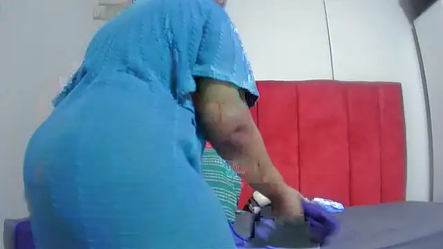 assqueenxx online show from September 2025 04:13:01 AM