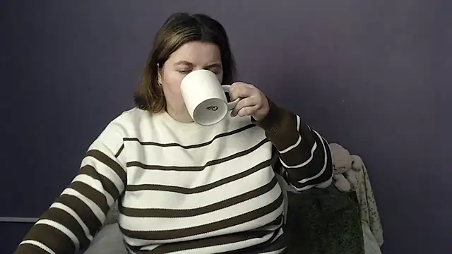 Snapshot of so_shy chatting on March 2026 07:15:01 AM so shy online show from March 2026 07:15:01 AM