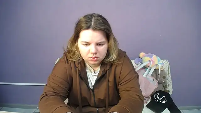 Snapshot of so_shy chatting on May 2026 06:32:01 AM so shy online show from May 2026 06:32:01 AM