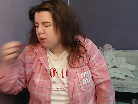 so shy online show from October 2025 07:00:02 AM