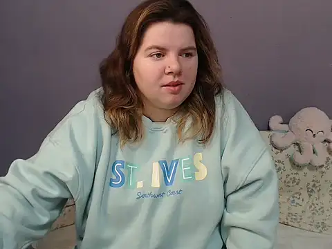 Snapshot of so_shy chatting on November 2025 07:53:02 AM so shy online show from November 2025 07:53:02 AM