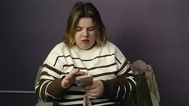 Snapshot of so_shy chatting on March 2026 06:58:01 AM so shy online show from March 2026 06:58:01 AM