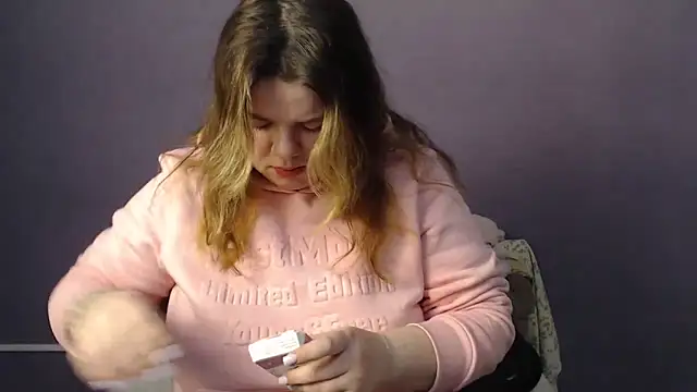 Snapshot of so_shy chatting on February 2026 07:19:01 AM so shy online show from February 2026 07:19:01 AM