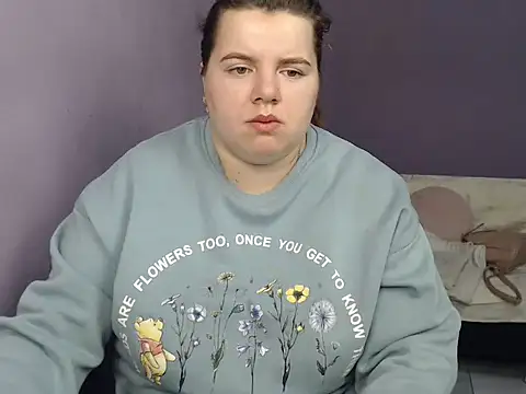 so shy online show from September 2025 06:53:01 AM