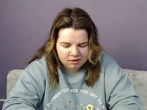 Snapshot of so_shy chatting on November 2025 07:23:02 AM so shy online show from November 2025 07:23:02 AM