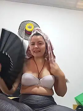 DarlingBDSM  online show from May 2026 06:04:02 PM