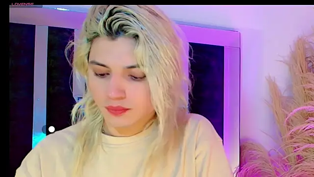 honey skin online show from April 2026 06:10:01 PM