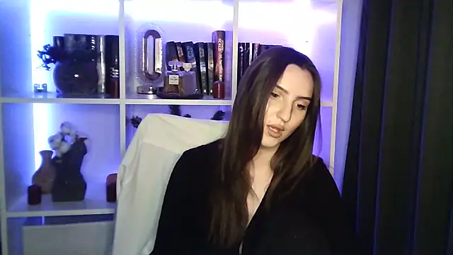 X Alisa online show from April 2026 06:20:02 PM