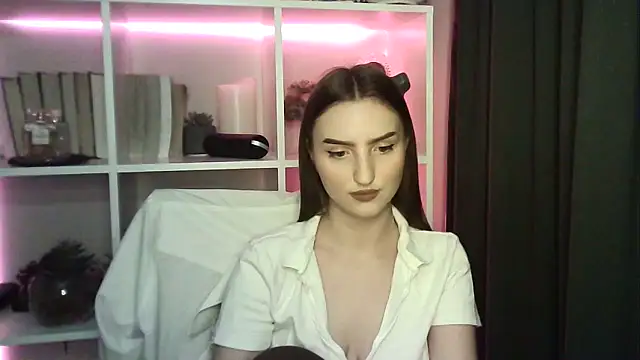 Snapshot of X_Alisa chatting on November 2025 07:47:02 PM X Alisa online show from November 2025 07:47:02 PM