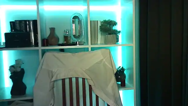 X Alisa online show from February 2026 07:13:01 PM