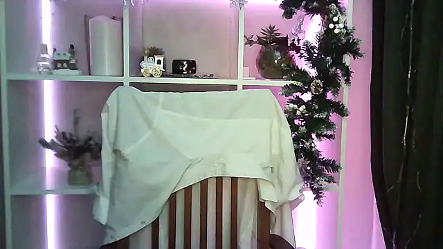 X Alisa online show from January 2025 07:39:02 PM