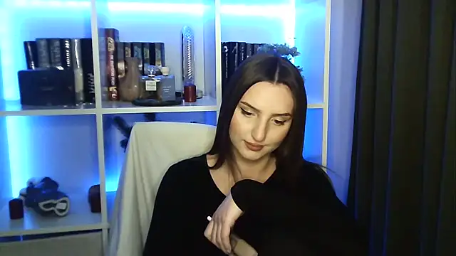 X Alisa online show from March 2026 07:50:02 PM