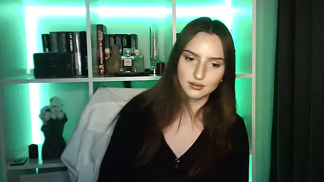 X Alisa online show from February 2026 07:26:01 PM