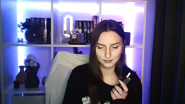 X Alisa online show from April 2026 06:46:01 PM