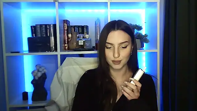 X Alisa online show from March 2026 07:19:01 PM