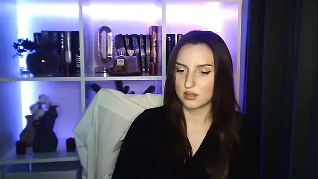 X Alisa online show from March 2026 07:48:02 PM