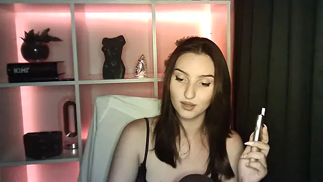 Snapshot of X_Alisa chatting on July 2026 06:12:01 PM X Alisa online show from July 2026 06:12:01 PM