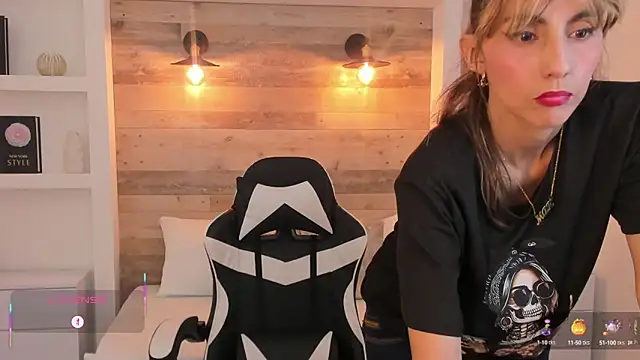 candy summer28 online show from October 2025 07:11:02 PM