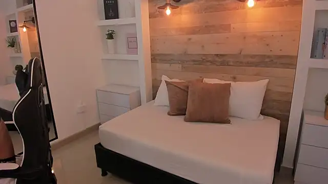 candy summer28 online show from December 2025 07:29:02 PM