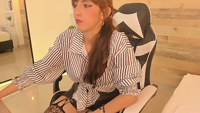 Snapshot of candy_summer28 chatting on February 2026 12:21:02 AM candy summer28 online show from February 2026 12:21:02 AM