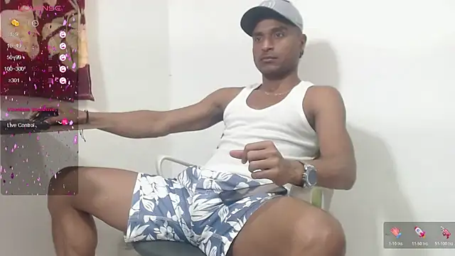 Snapshot of maik__alen chatting on June 2026 03:40:02 PM maik alen online show from June 2026 03:40:02 PM