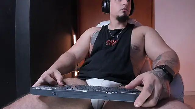 kingbear777 online show from March 2026 01:02:02 AM