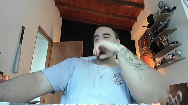 kingbear777 online show from April 2026 10:21:02 PM