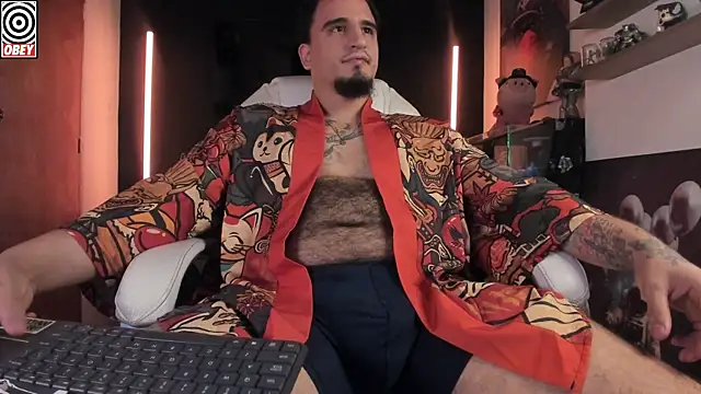 kingbear777 online show from April 2026 03:13:02 AM