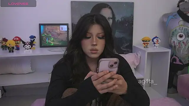 Snapshot of Ag4ta_ chatting on November 2025 02:54:01 AM Ag4ta online show from November 2025 02:54:01 AM