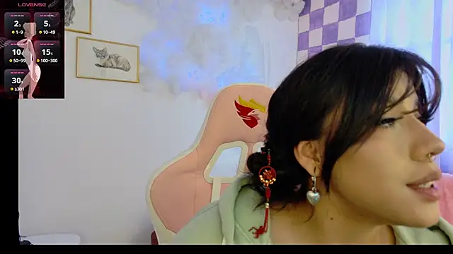 Snapshot of Ag4ta_ chatting on February 2025 10:40:02 PM Ag4ta online show from February 2025 10:40:02 PM