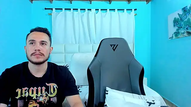 xxx sweet couple  online show from December 2025 04:34:02 AM