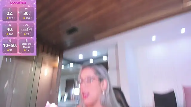 dolly walker online show from May 2026 01:25:02 PM