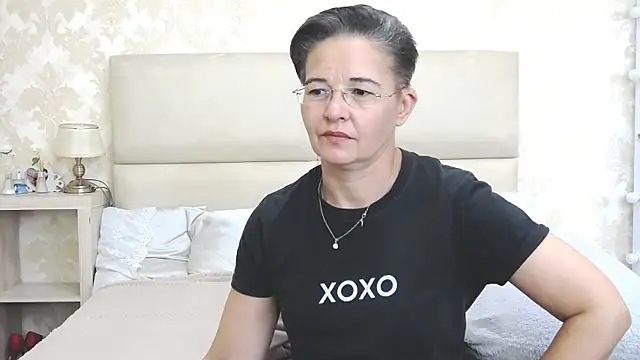 Snapshot of StaceyDarling chatting on September 2025 09:09:02 AM StaceyDarling online show from September 2025 09:09:02 AM