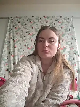 ElenaMaeer online show from February 2026 02:02:01 PM