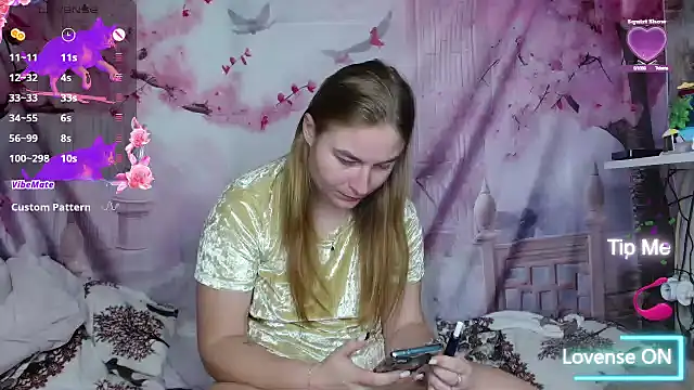 ElenaMaeer online show from October 2025 06:03:01 AM