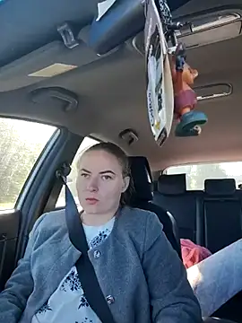 ElenaMaeer online show from September 2025 12:01:02 PM