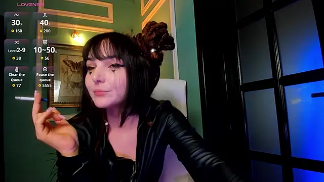 1Munique online show from October 2025 12:28:02 PM