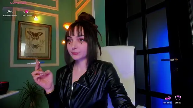 1Munique online show from December 2025 12:15:01 PM