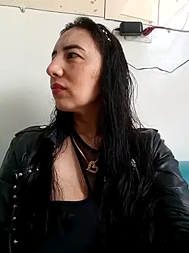 christine-x online show from April 2026 04:08:02 PM
