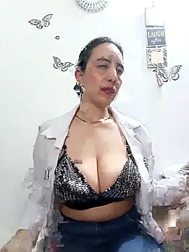 christine-x online show from November 2025 10:13:02 PM