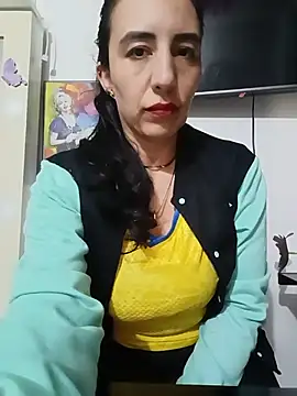 Snapshot of christine-x chatting on June 2026 10:30:02 PM christine-x online show from June 2026 10:30:02 PM