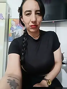 Snapshot of christine-x chatting on June 2026 10:37:01 PM christine-x online show from June 2026 10:37:01 PM