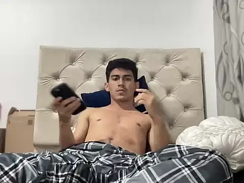 WildLogan online show from February 2026 02:00:02 AM