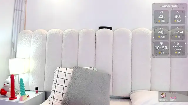 Snapshot of Mia_rom11 chatting on March 2025 03:50:02 PM Mia rom11 online show from March 2025 03:50:02 PM