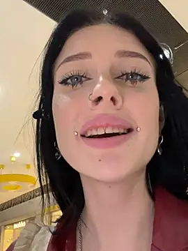 Snapshot of Melissa_crazy chatting on December 2024 07:33:01 PM Melissa crazy online show from December 2024 07:33:01 PM