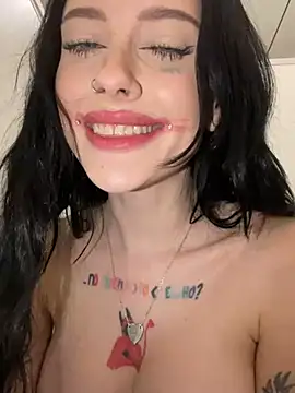 Snapshot of Melissa_crazy chatting on February 2025 06:17:02 PM Melissa crazy online show from February 2025 06:17:02 PM