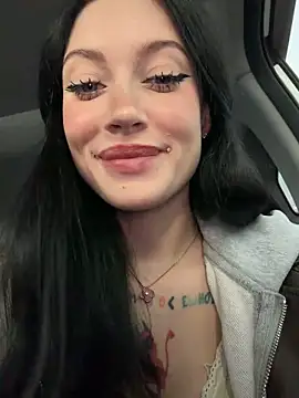 Snapshot of Melissa_crazy chatting on May 2026 04:03:01 PM Melissa crazy online show from May 2026 04:03:01 PM