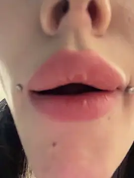 Snapshot of Melissa_crazy chatting on October 2025 03:33:01 PM Melissa crazy online show from October 2025 03:33:01 PM