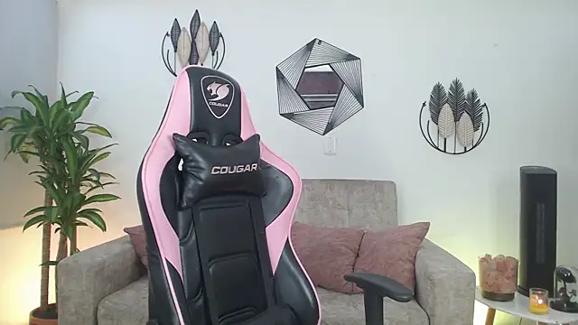 Mayli-x online show from January 2025 04:50:01 AM