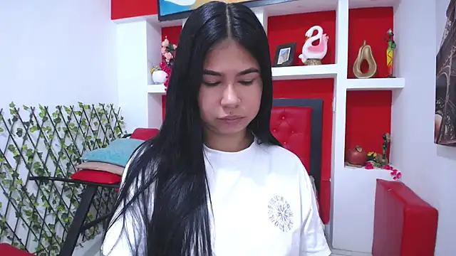 Letty Plugxo online show from January 2026 02:13:02 PM